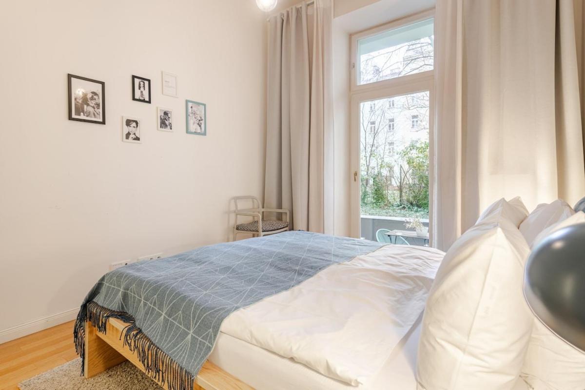 Apartment Modern With Garden Prague