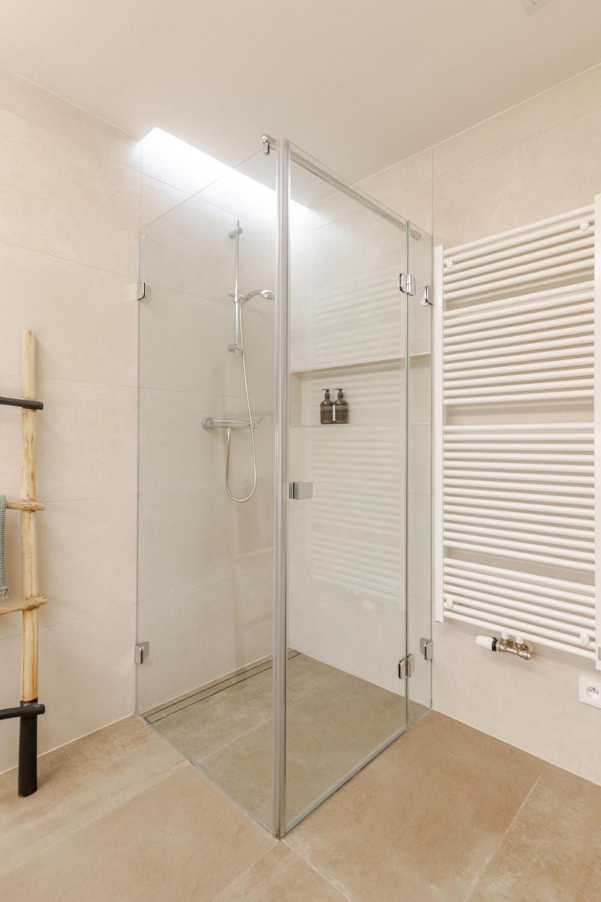 Modern With Garden Apartment Prague