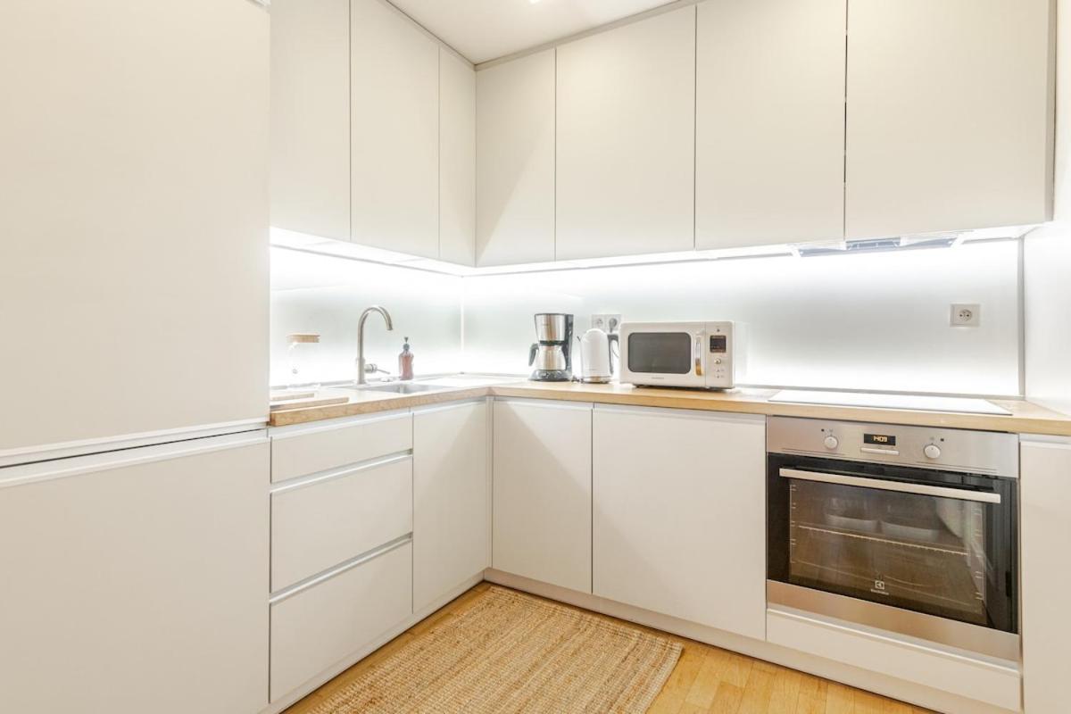 Appartement Modern With Garden