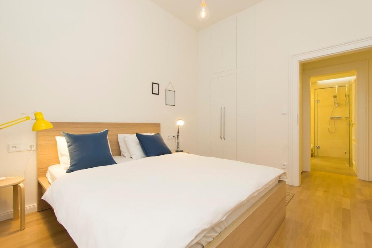 Appartement Modern With Garden Prague